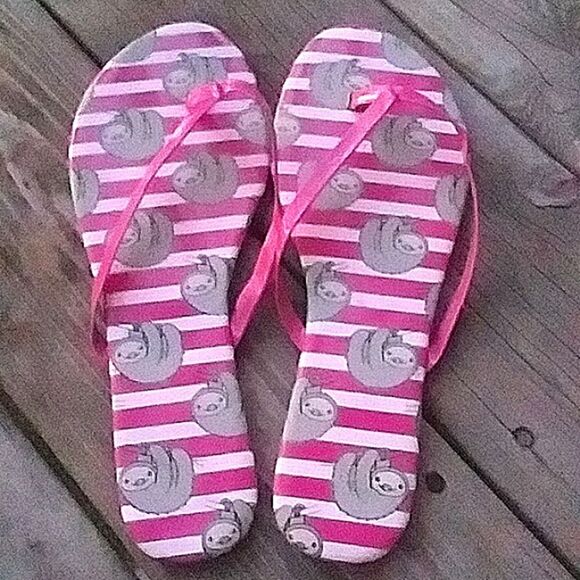 Sloth Flip Flops Thongs Sandals Pool Beach Pink White Gray Sloths Women's 9 / 10 - Picture 1 of 2